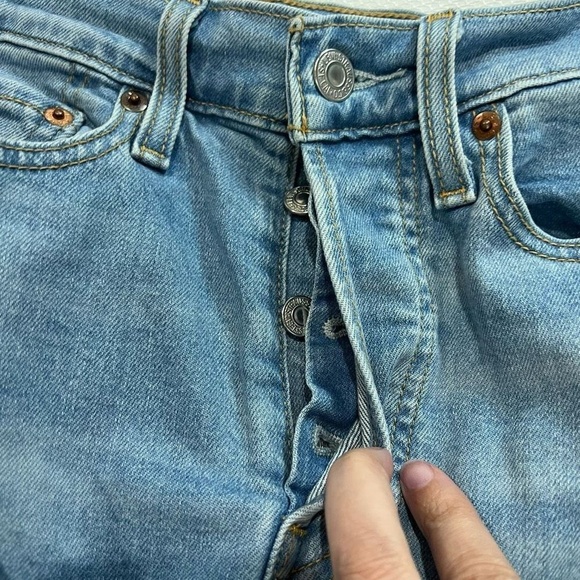 Levis Wedgie Skinny Buttonfly Distressed Light Wash Jeans - Picture 6 of 9